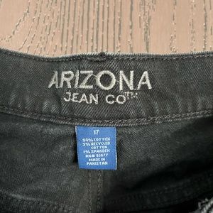 Black curvy high rise mom jeans size 17